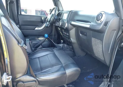 2012 Jeep Wrangler Unlimited Sahara z USA, uszkodzony, nr VIN 1C4BJWEG6CL274434